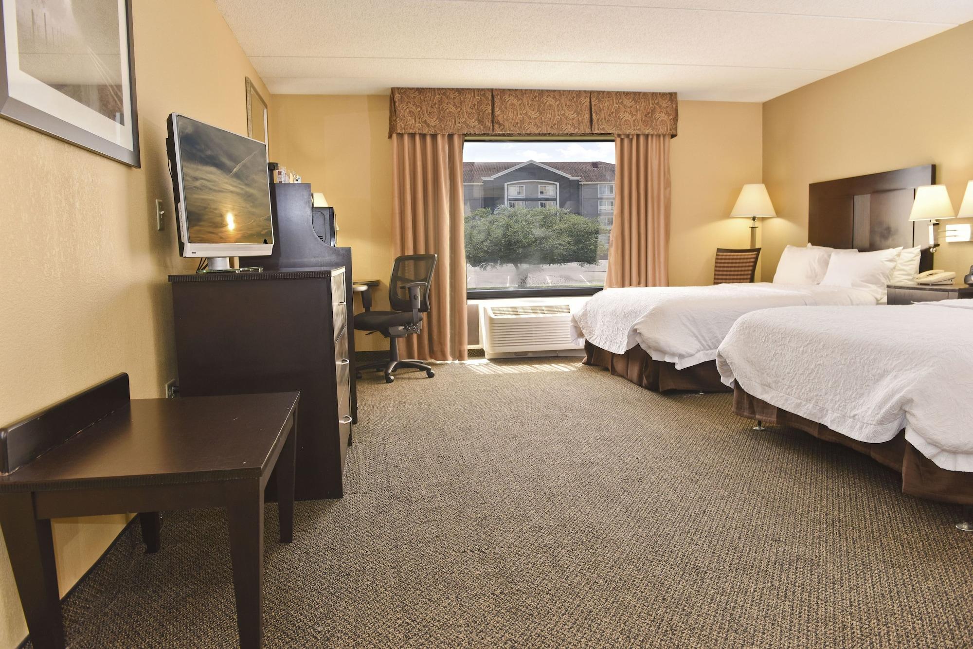 Hampton Inn & Suites Alexandria Dış mekan fotoğraf