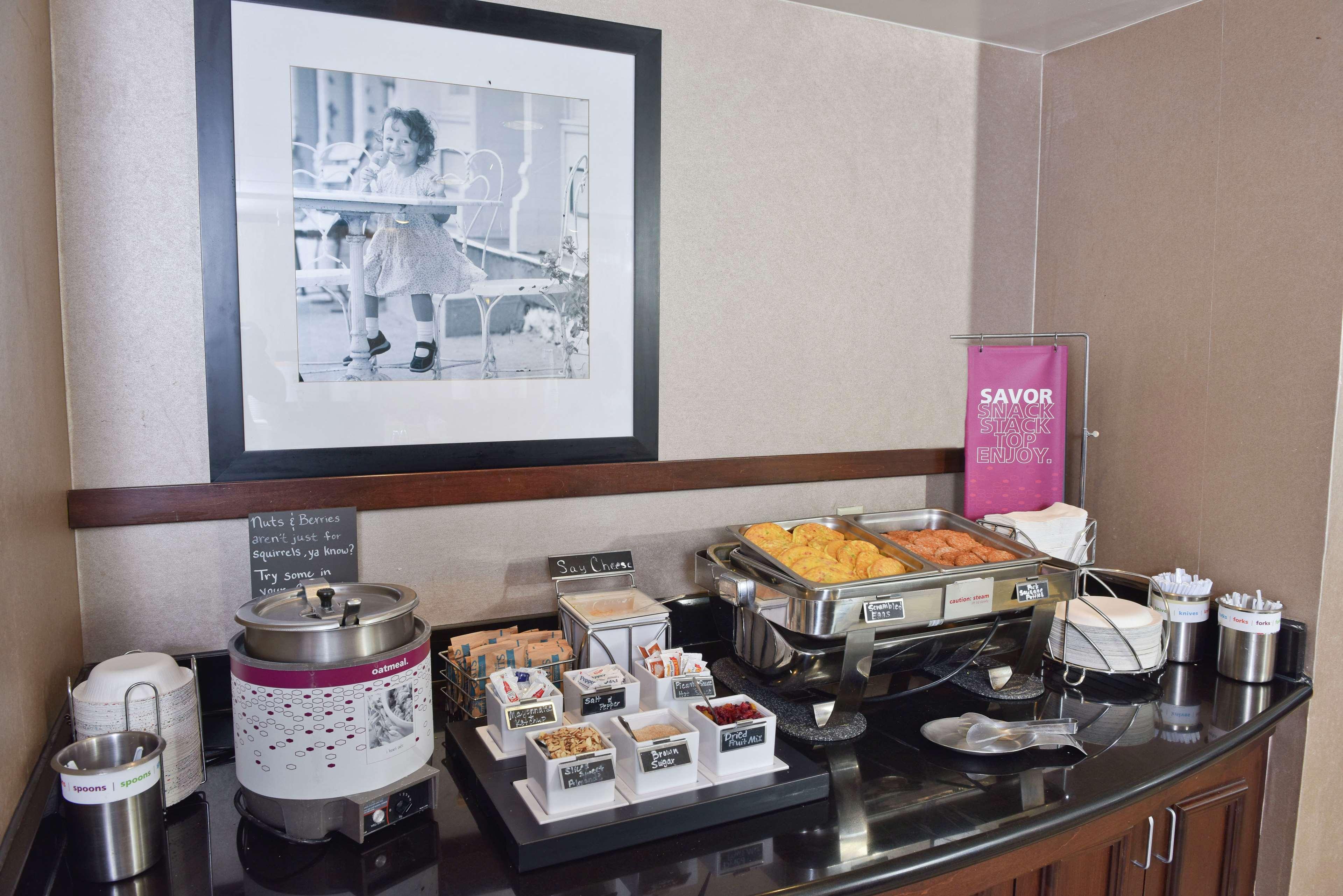 Hampton Inn & Suites Alexandria Dış mekan fotoğraf