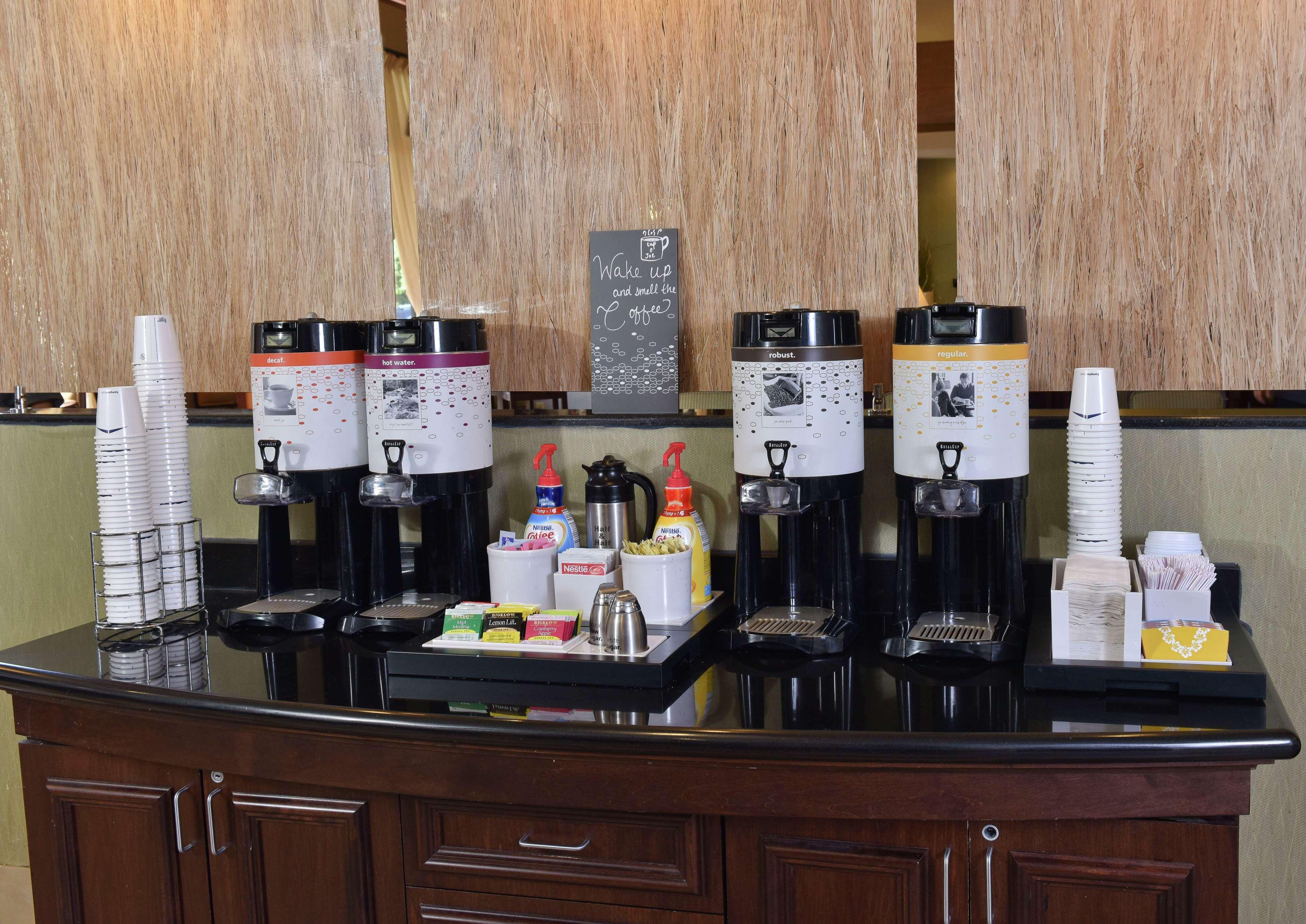 Hampton Inn & Suites Alexandria Dış mekan fotoğraf