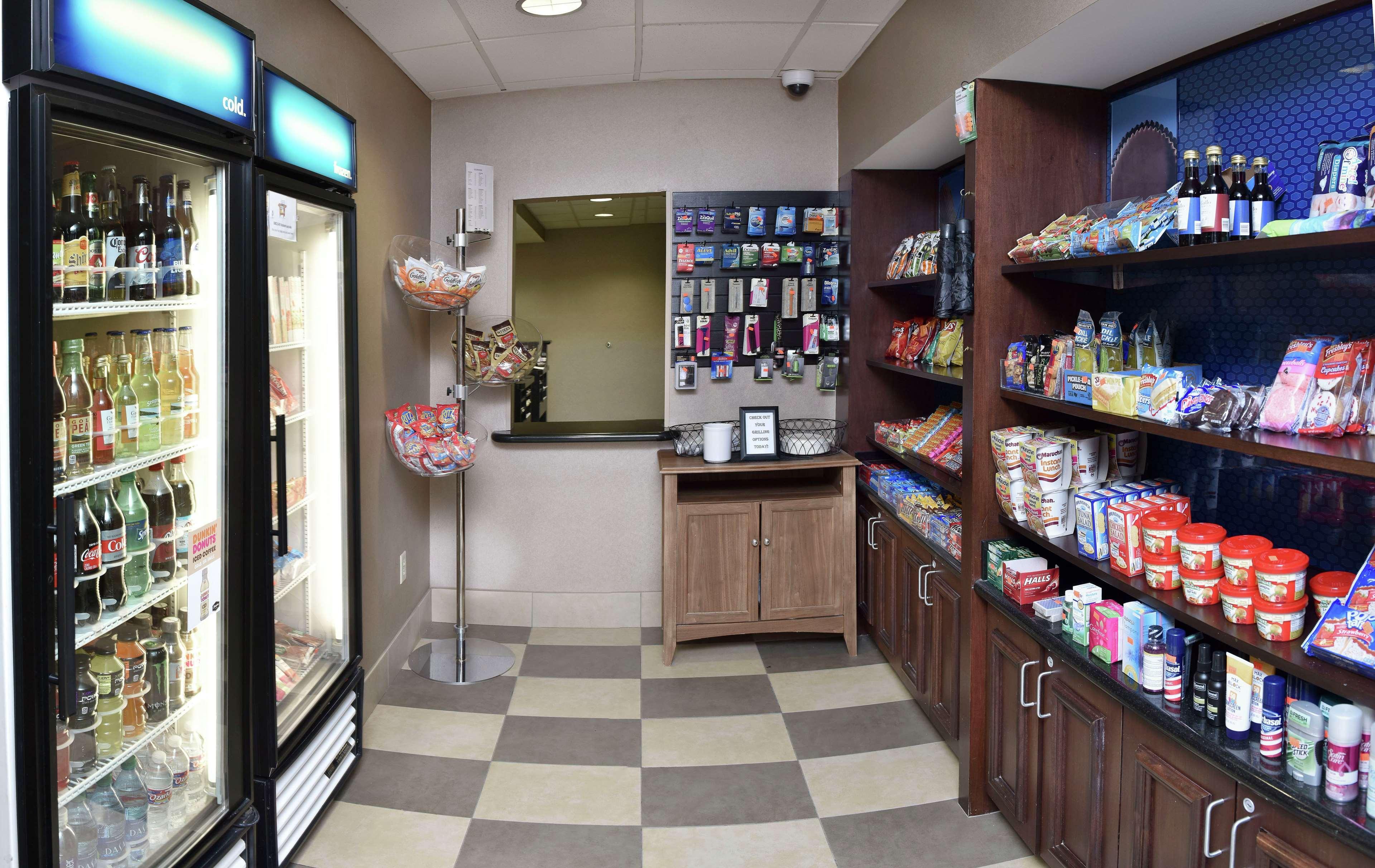 Hampton Inn & Suites Alexandria Dış mekan fotoğraf