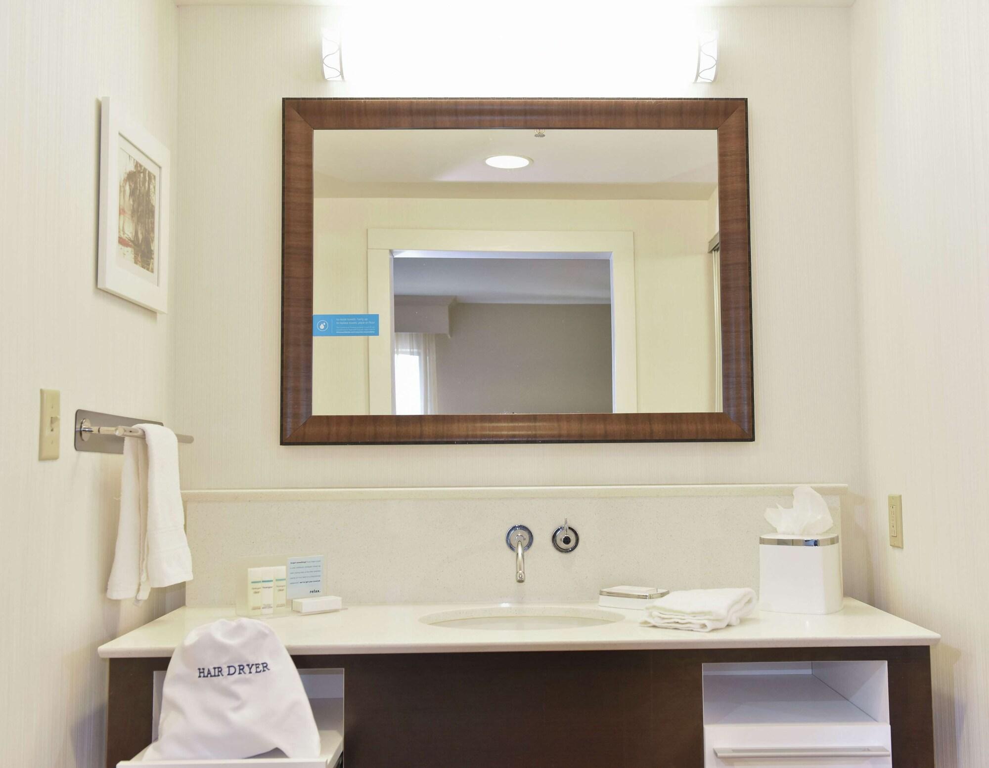 Hampton Inn & Suites Alexandria Dış mekan fotoğraf