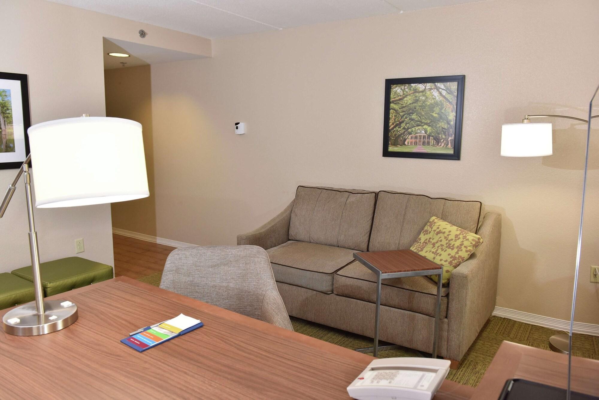 Hampton Inn & Suites Alexandria Dış mekan fotoğraf