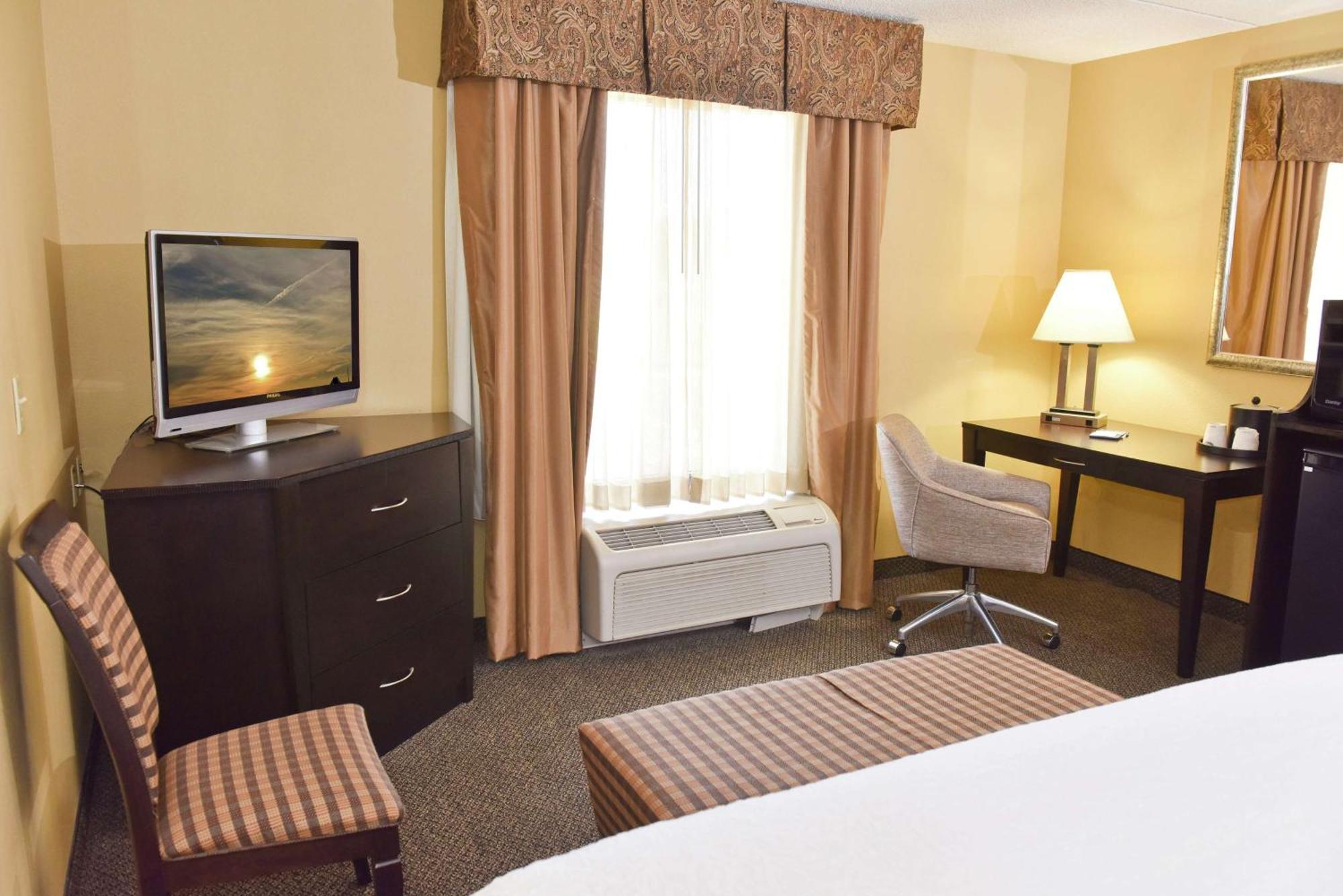 Hampton Inn & Suites Alexandria Dış mekan fotoğraf
